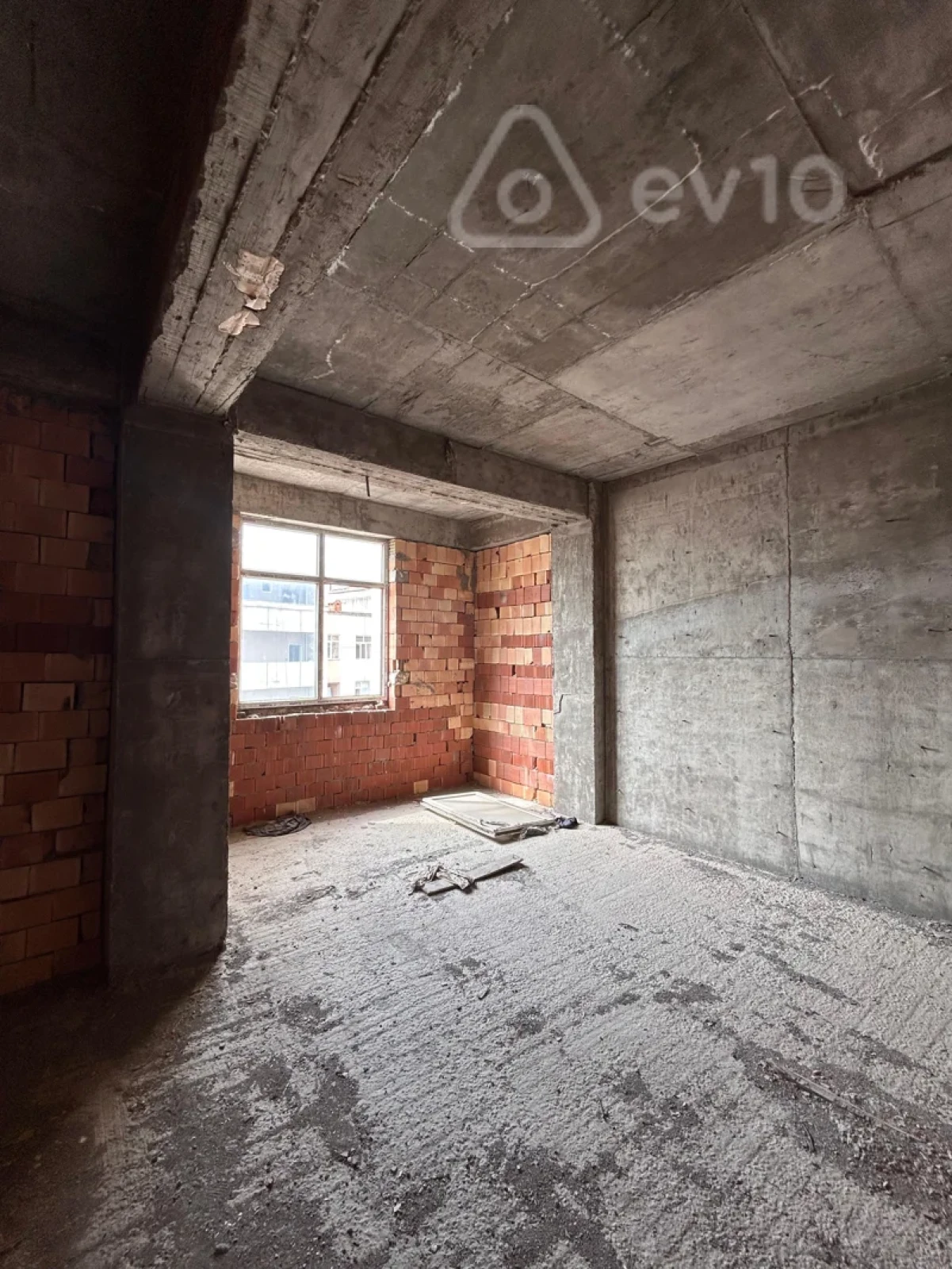 Satılır 3 otaqlı yeni tikili 97 m²