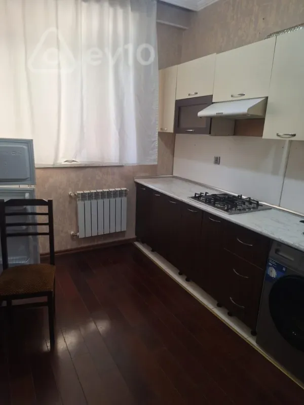 Kirayə verilir 1 otaqlı yeni tikili 50 m²