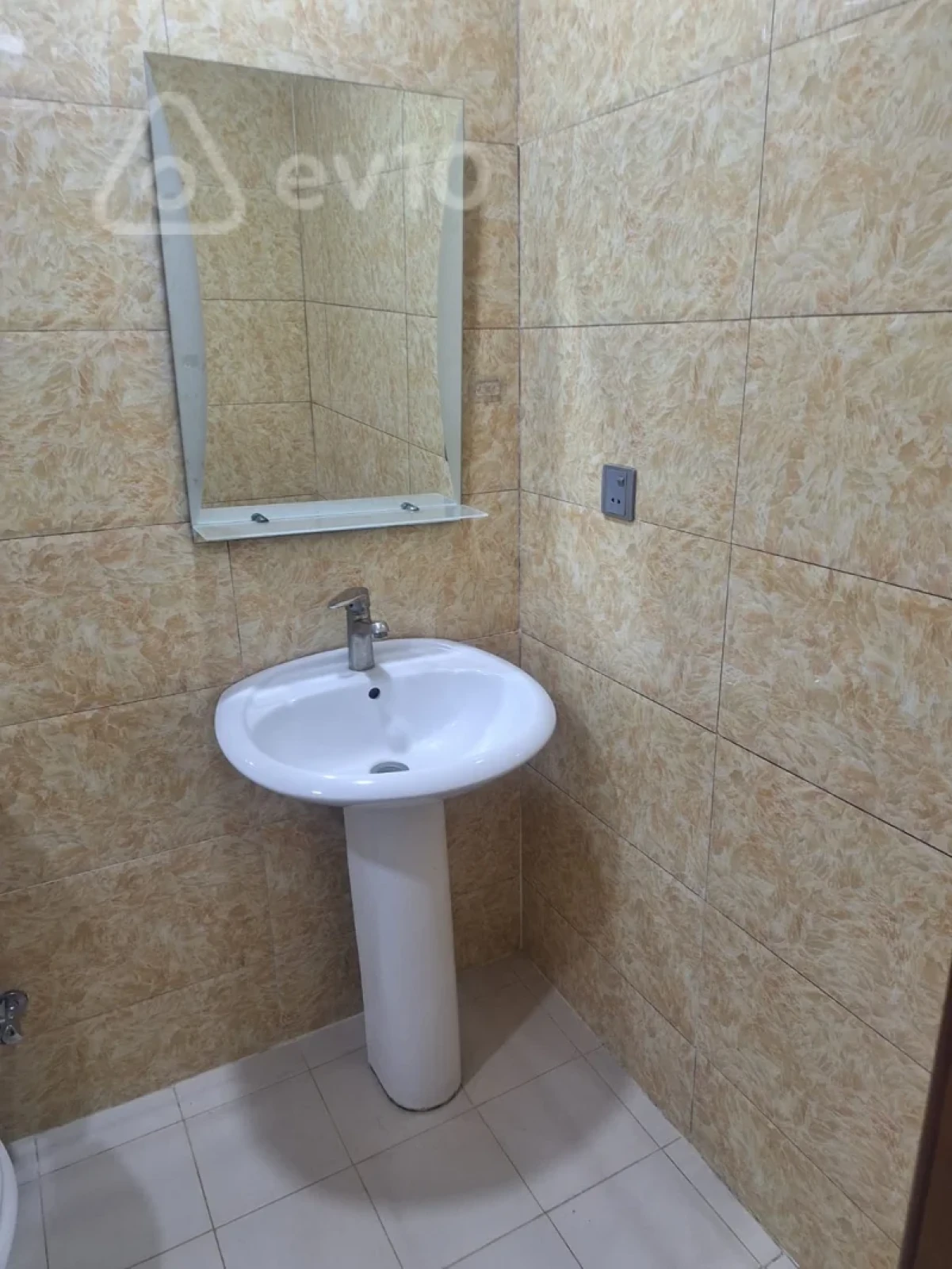 Kirayə verilir 1 otaqlı yeni tikili 50 m²
