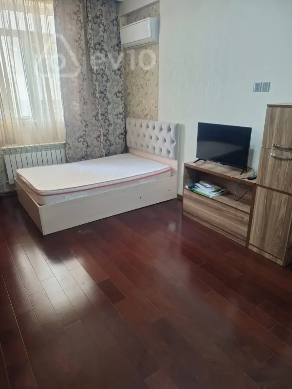 Kirayə verilir 1 otaqlı yeni tikili 50 m²