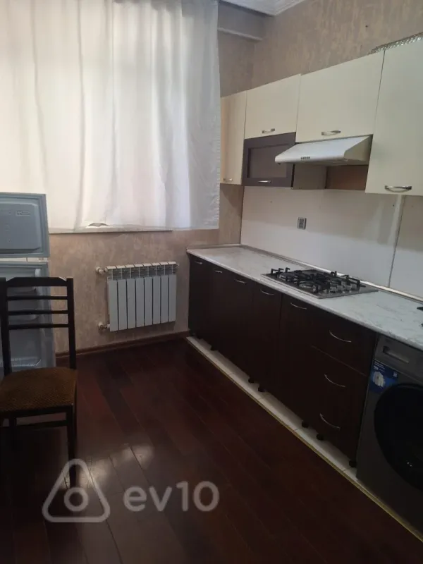 Kirayə verilir 1 otaqlı yeni tikili 50 m²