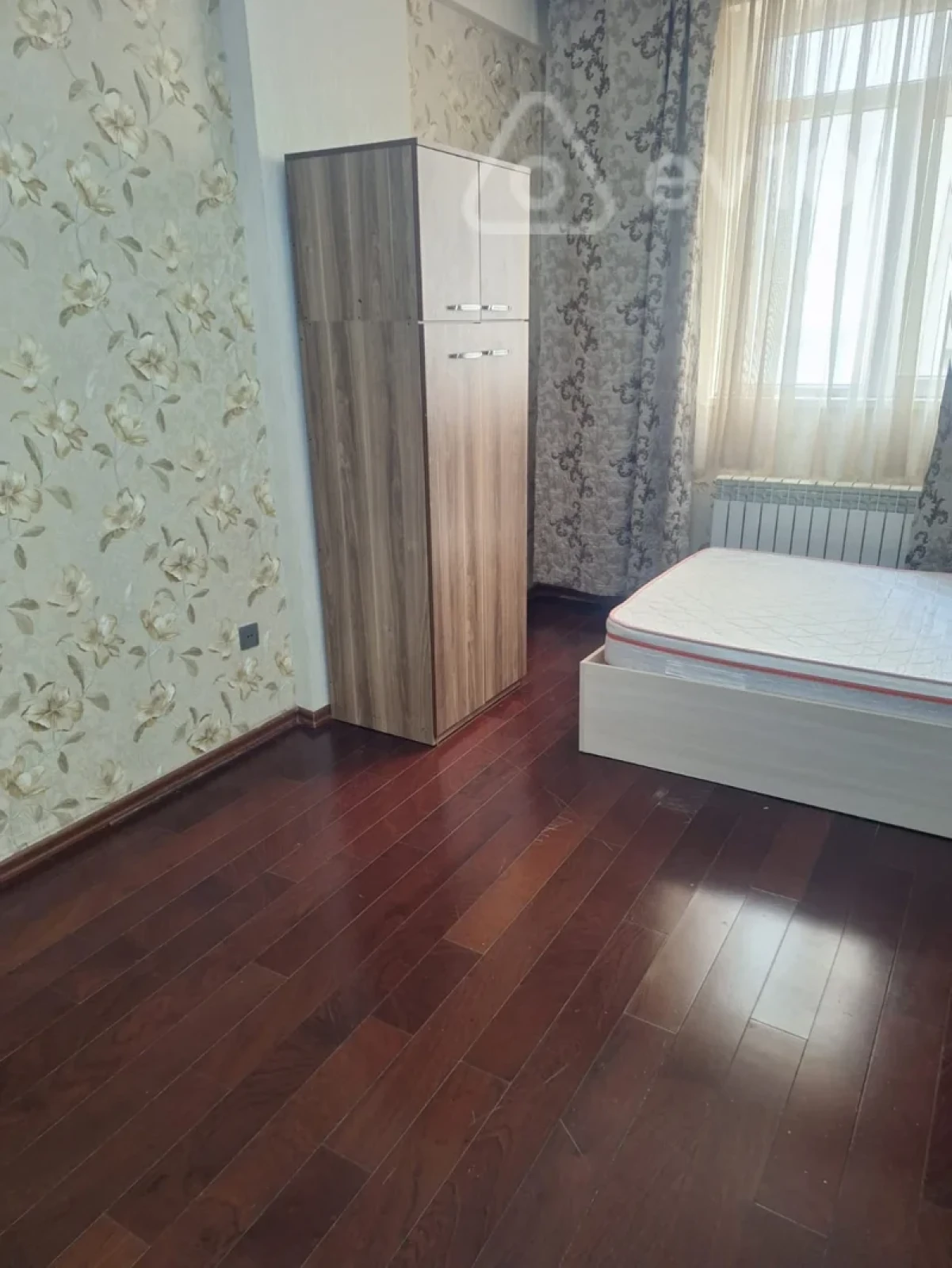 Kirayə verilir 1 otaqlı yeni tikili 50 m²