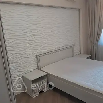 Kirayə verilir 2 otaqlı yeni tikili 70 m²