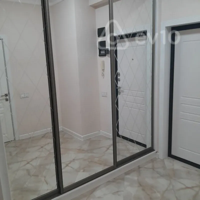 Kirayə verilir 2 otaqlı yeni tikili 70 m²