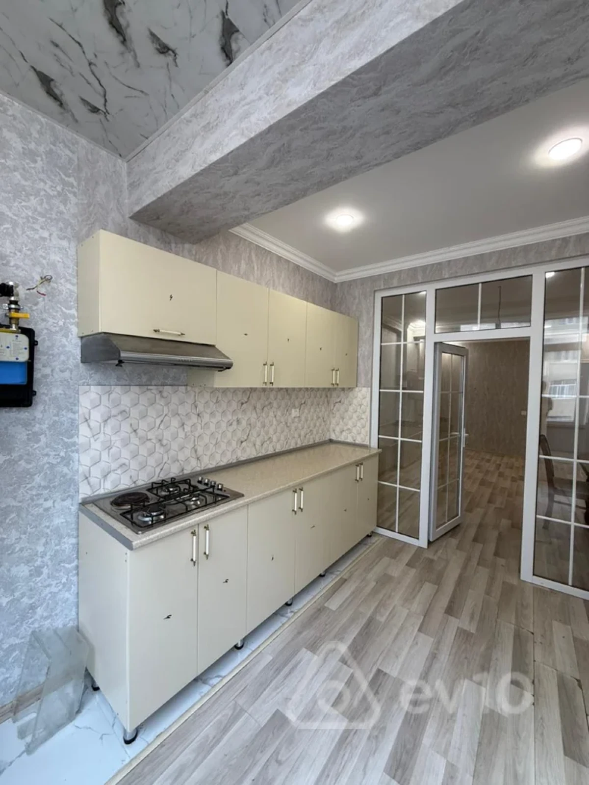 Kirayə verilir 3 otaqlı yeni tikili 62 m²