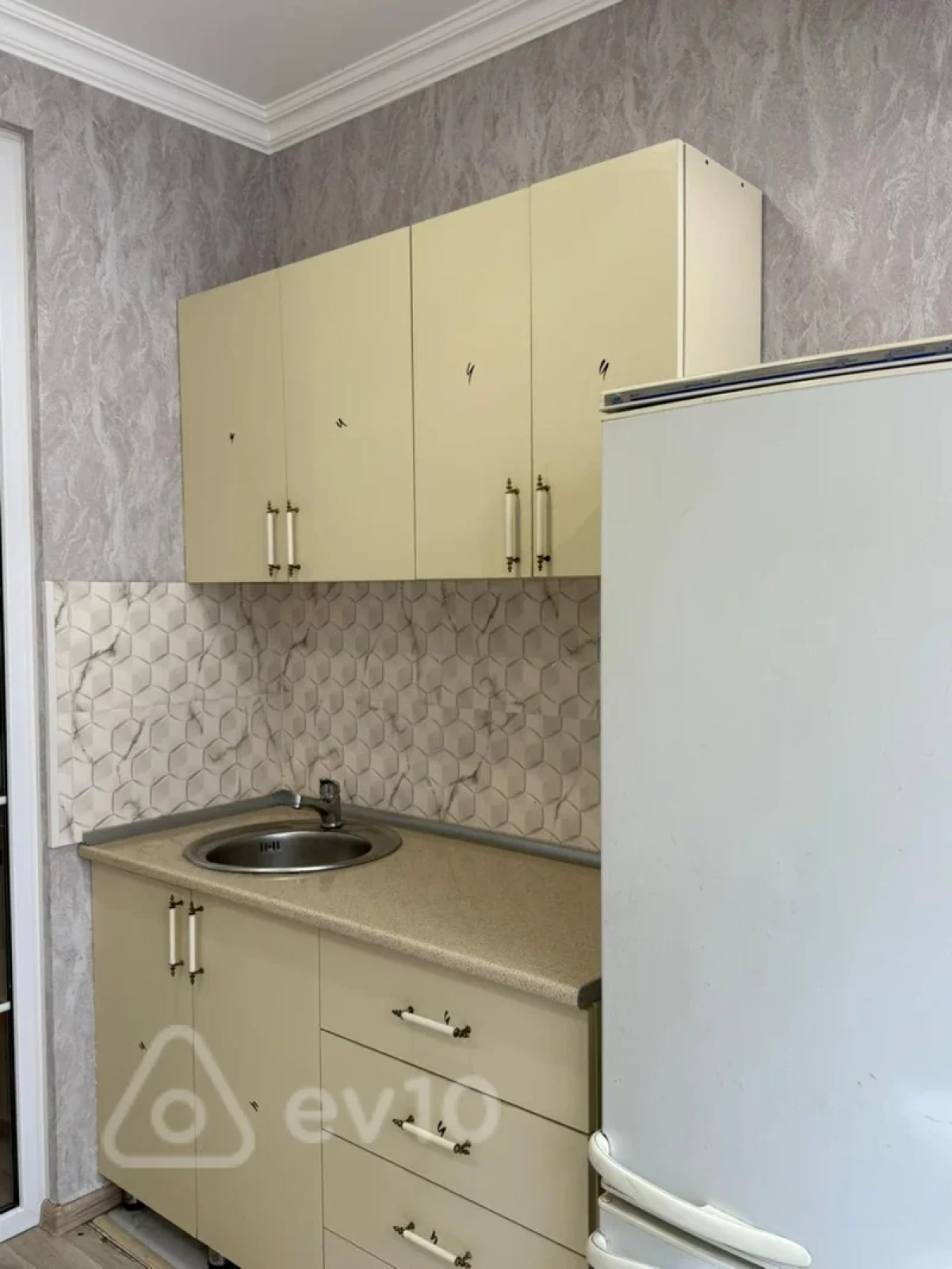 Kirayə verilir 3 otaqlı yeni tikili 62 m²