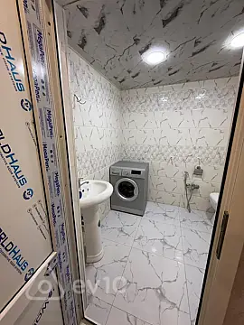 Kirayə verilir 3 otaqlı yeni tikili 62 m²
