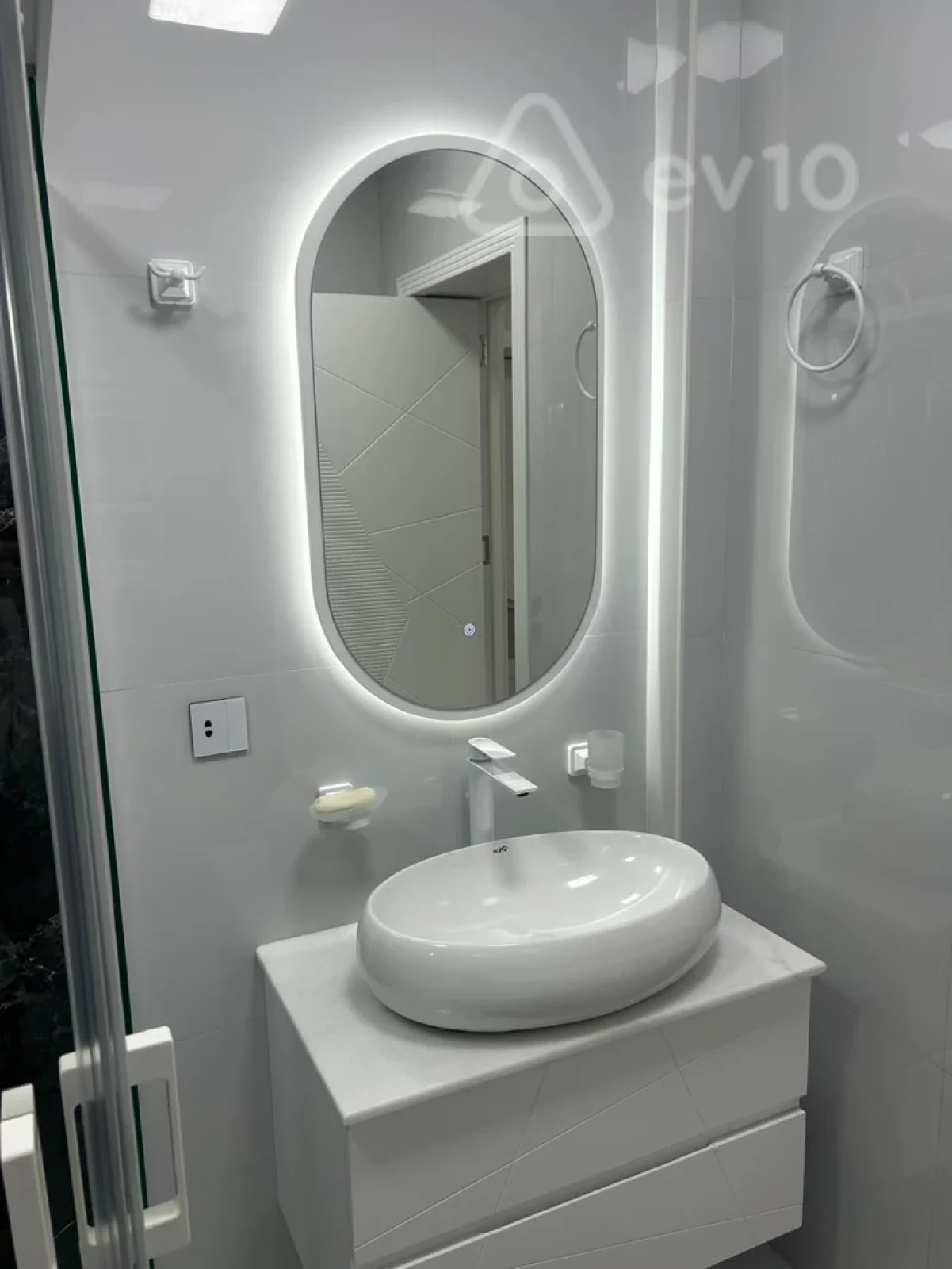 Satılır 2 otaqlı yeni tikili 67 m²