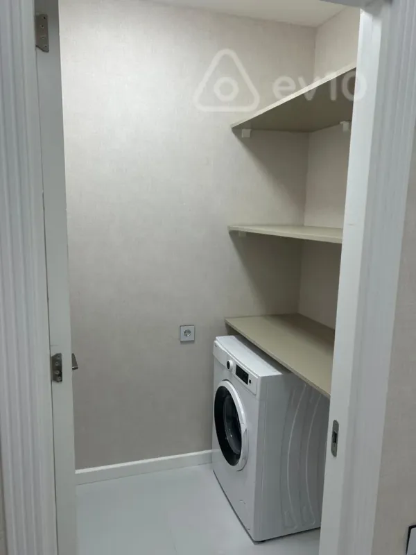 Satılır 2 otaqlı yeni tikili 67 m²