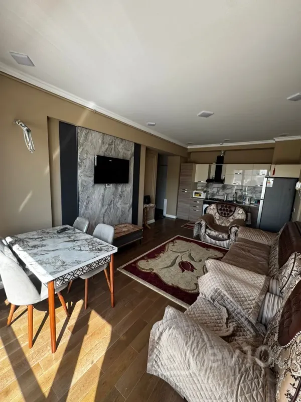 Kirayə verilir 3 otaqlı yeni tikili 85 m²