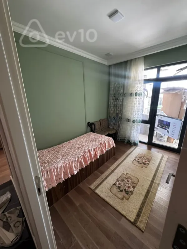Kirayə verilir 3 otaqlı yeni tikili 85 m²