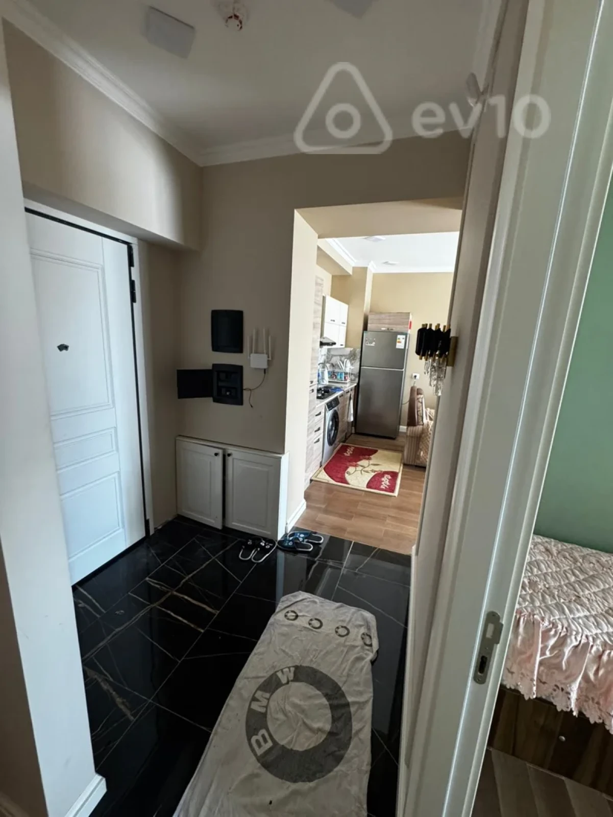 Kirayə verilir 3 otaqlı yeni tikili 85 m²