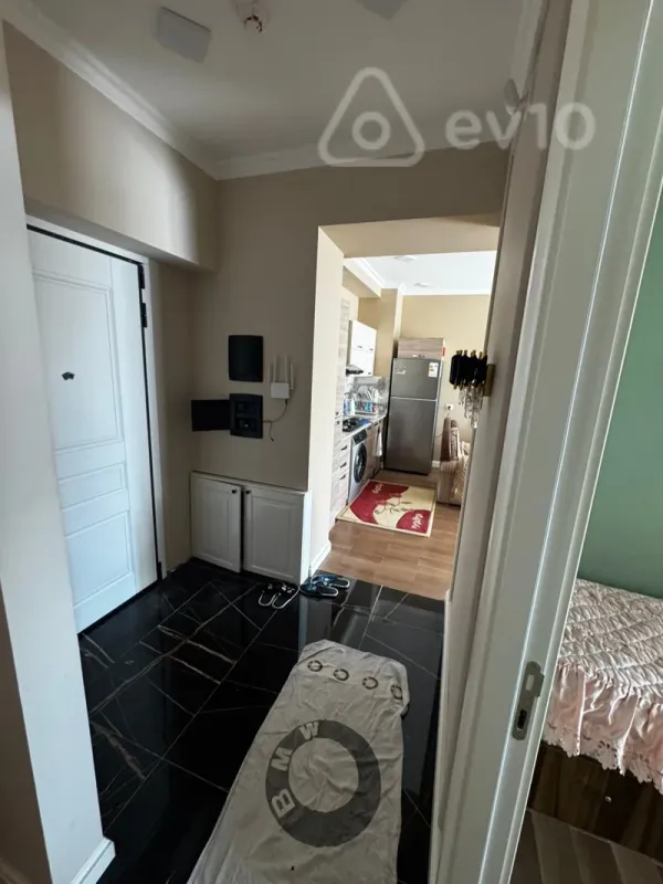 Kirayə verilir 3 otaqlı yeni tikili 85 m²