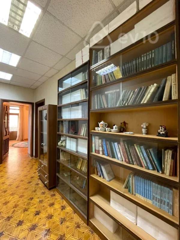 Kirayə verilir 3 otaqlı ofis 100 m²