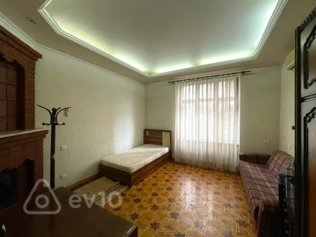 Kirayə verilir 3 otaqlı ofis 100 m²