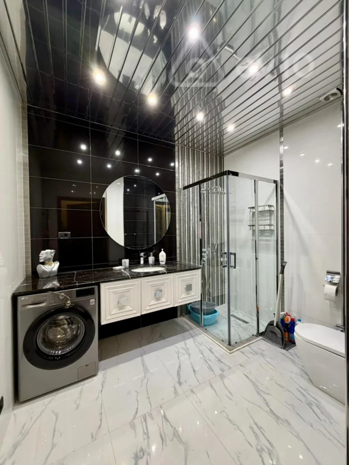 Kirayə verilir 3 otaqlı yeni tikili 110 m²