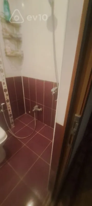 Satılır 2 otaqlı yeni tikili 60 m²