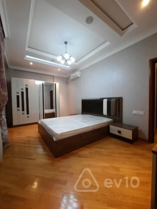 Kirayə verilir 2 otaqlı yeni tikili 90 m²