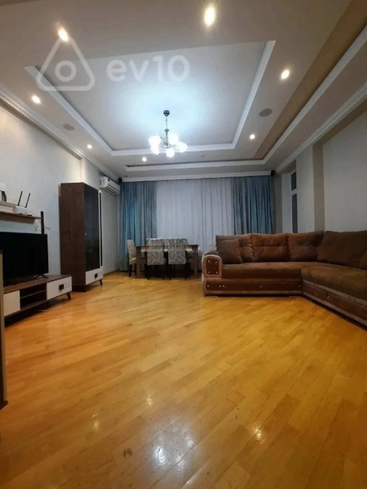 Kirayə verilir 2 otaqlı yeni tikili 90 m²