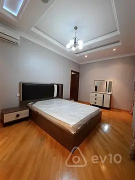 Kirayə verilir 2 otaqlı yeni tikili 90 m²