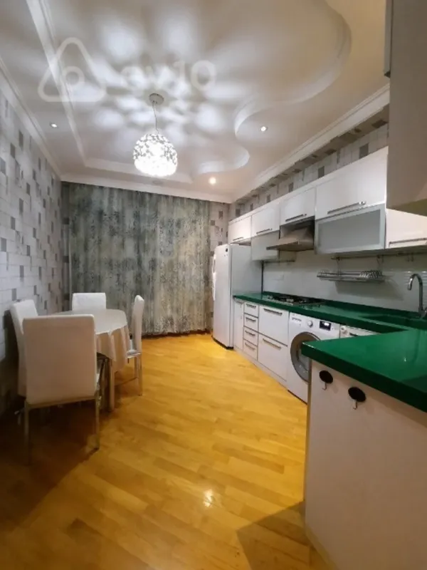 Kirayə verilir 2 otaqlı yeni tikili 90 m²