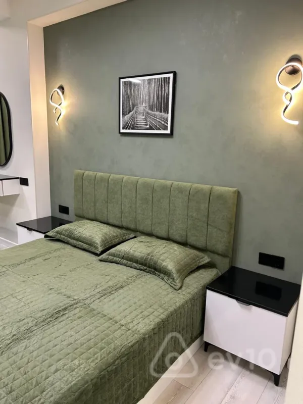 Satılır 2 otaqlı yeni tikili 78 m²