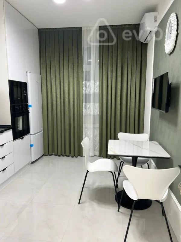 Satılır 2 otaqlı yeni tikili 78 m²