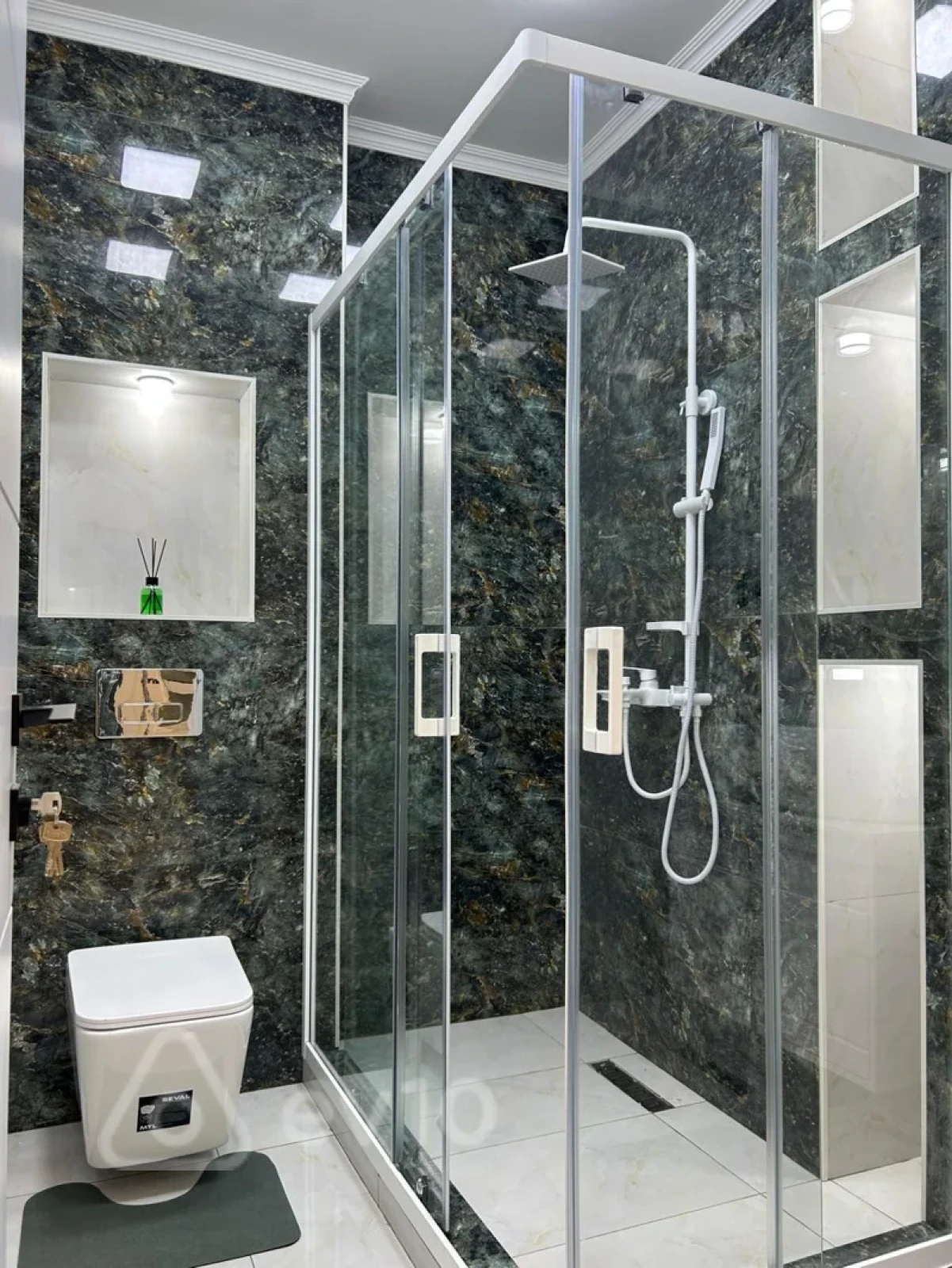 Satılır 2 otaqlı yeni tikili 78 m²