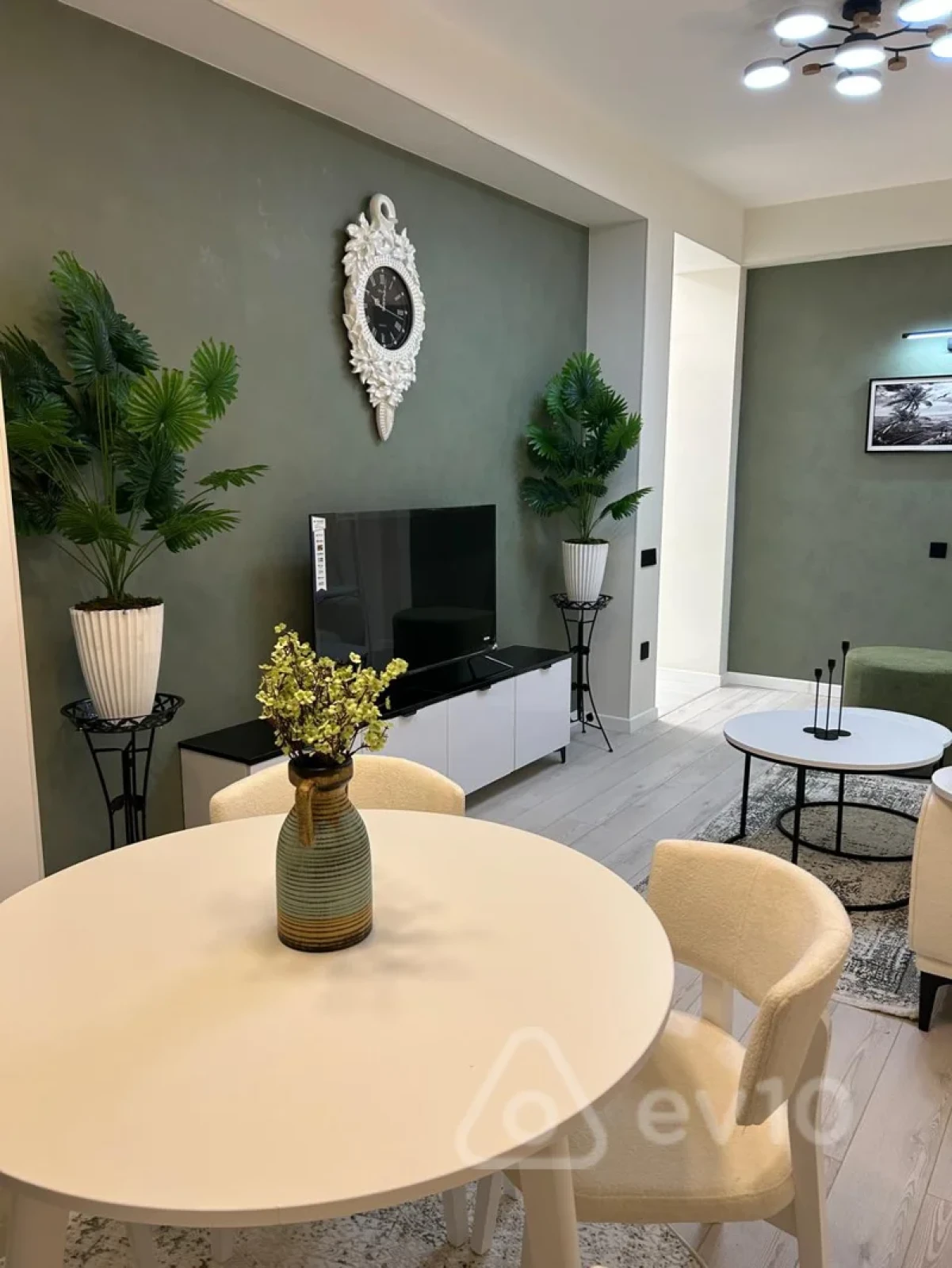 Satılır 2 otaqlı yeni tikili 78 m²