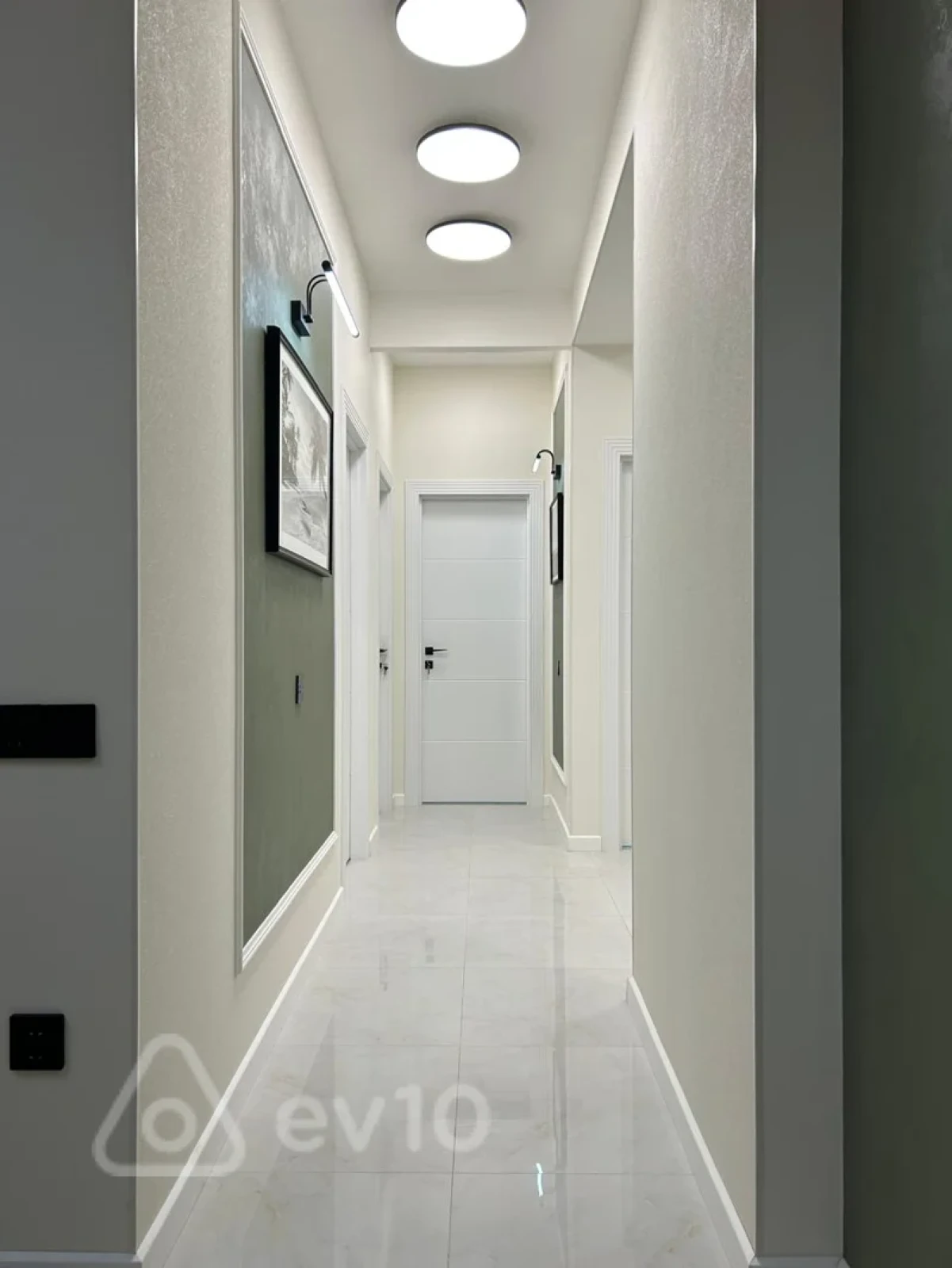 Satılır 2 otaqlı yeni tikili 78 m²