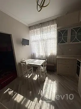 Kirayə verilir 3 otaqlı yeni tikili 90 m²