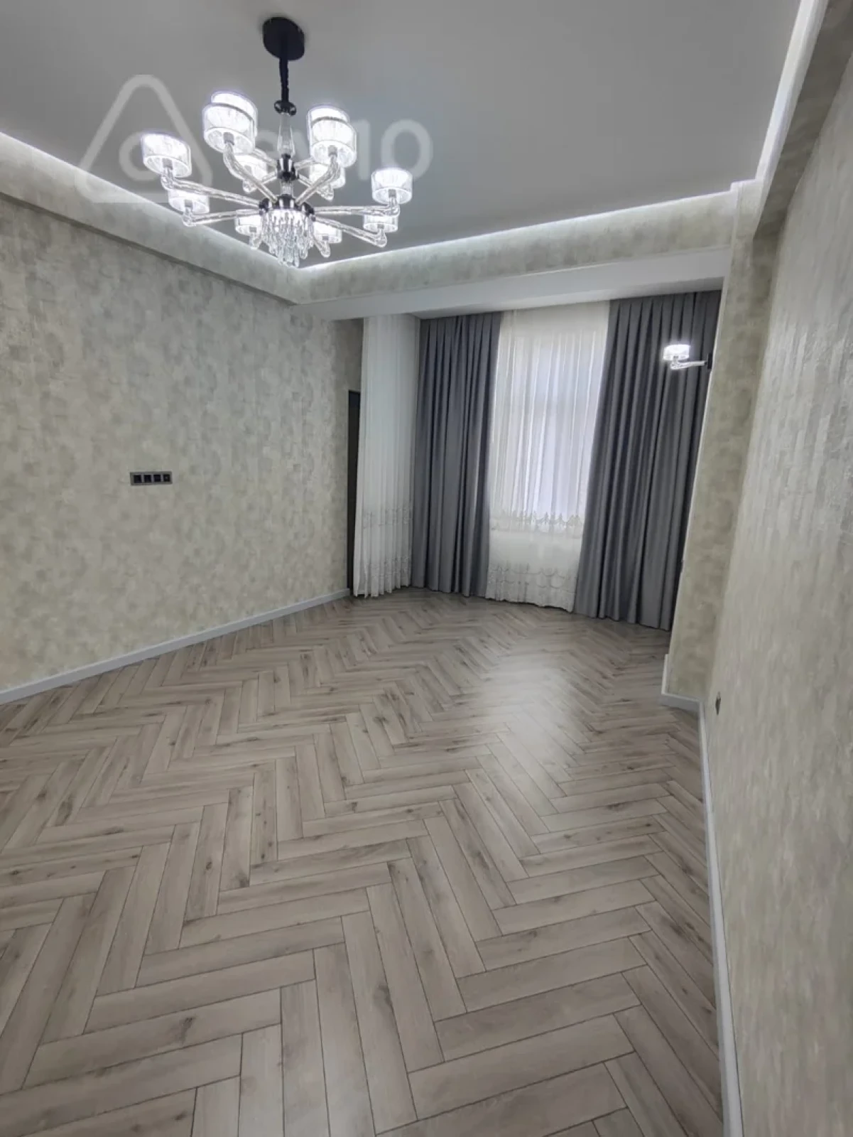 Satılır 2 otaqlı yeni tikili 88 m²