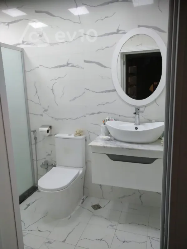 Satılır 3 otaqlı yeni tikili 105 m²