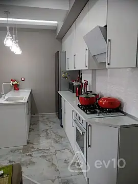 Satılır 3 otaqlı yeni tikili 105 m²