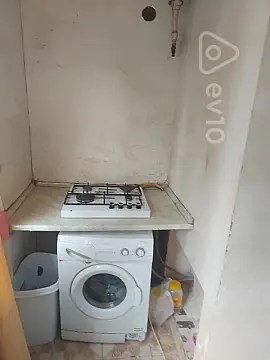 Kirayə verilir 1 otaqlı köhnə tikili 30 m²
