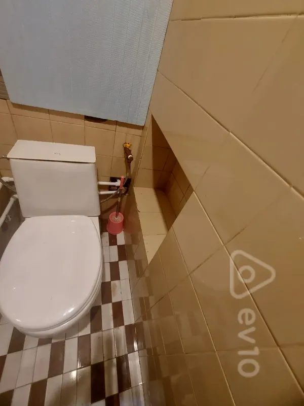 Kirayə verilir 1 otaqlı köhnə tikili 30 m²