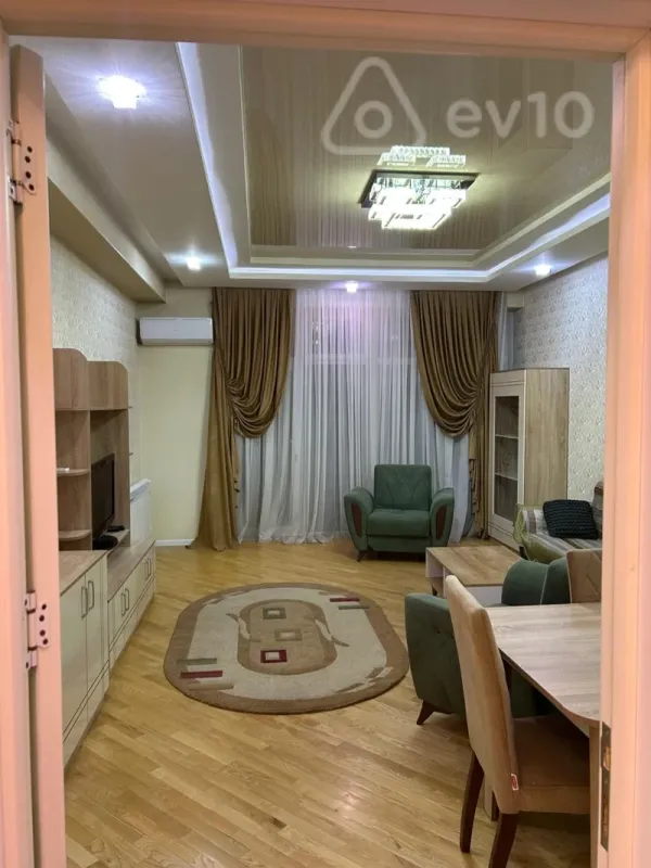 Kirayə verilir 2 otaqlı yeni tikili 90 m²