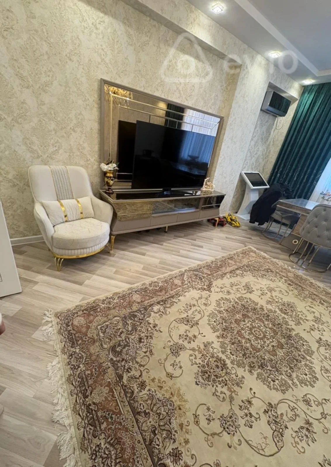Kirayə verilir 3 otaqlı yeni tikili 87 m²