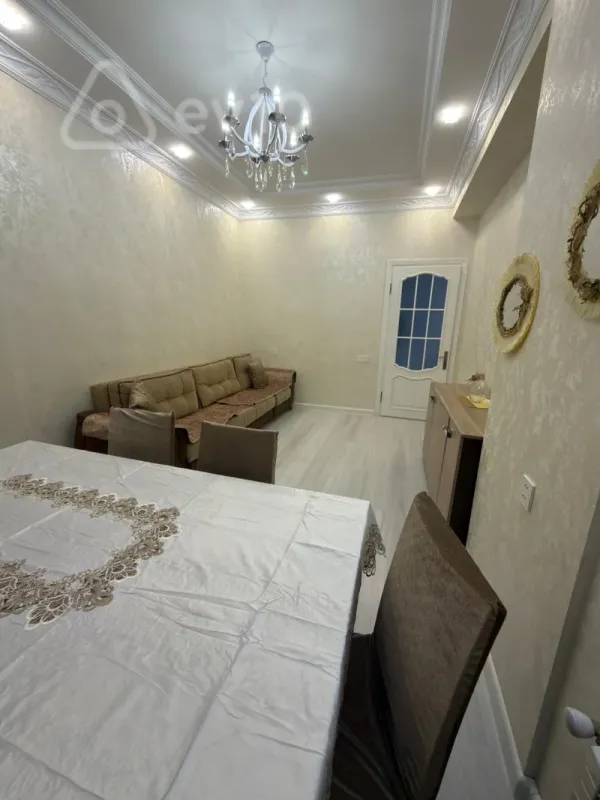 Kirayə verilir 2 otaqlı yeni tikili 68 m²