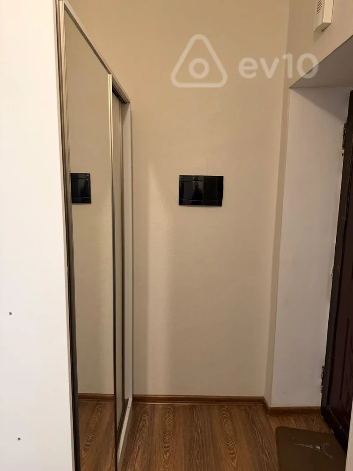 Kirayə verilir 2 otaqlı yeni tikili 58 m²