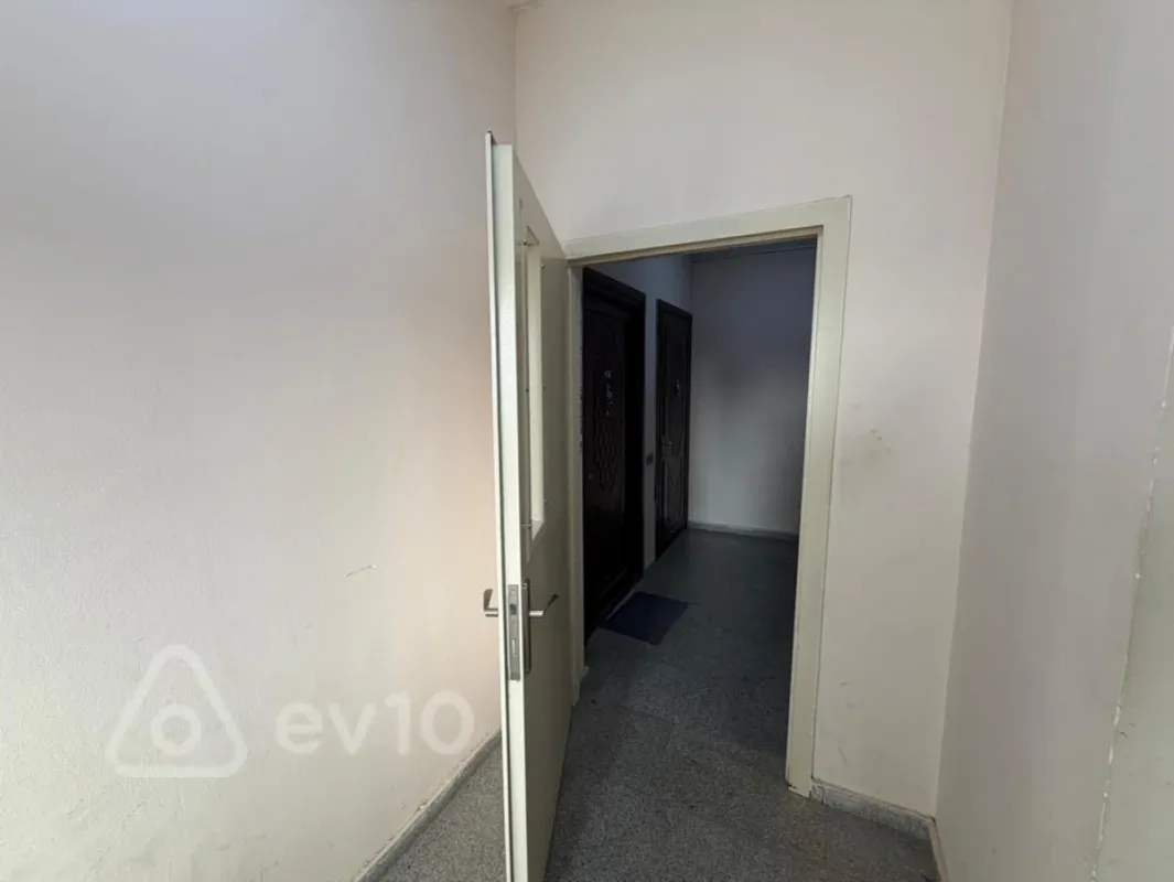 Kirayə verilir 2 otaqlı yeni tikili 58 m²