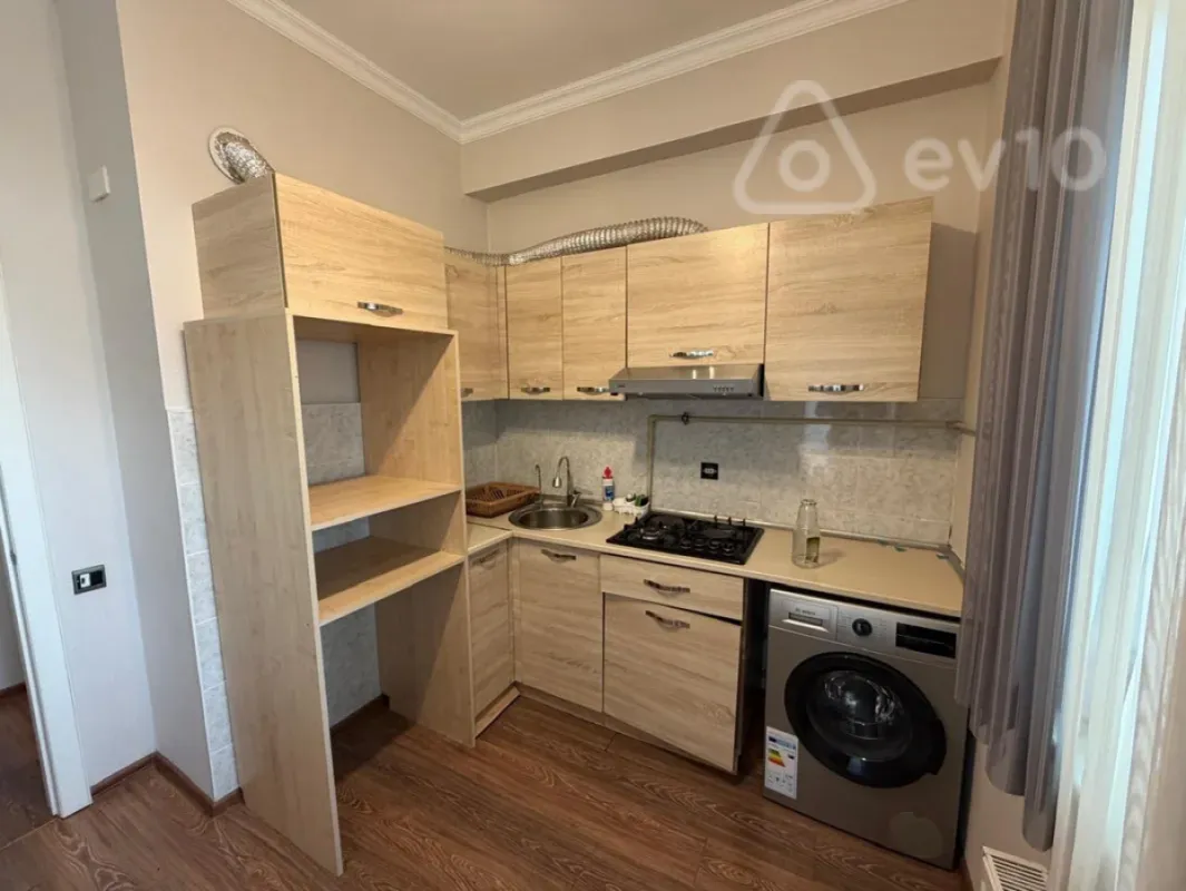 Kirayə verilir 2 otaqlı yeni tikili 58 m²