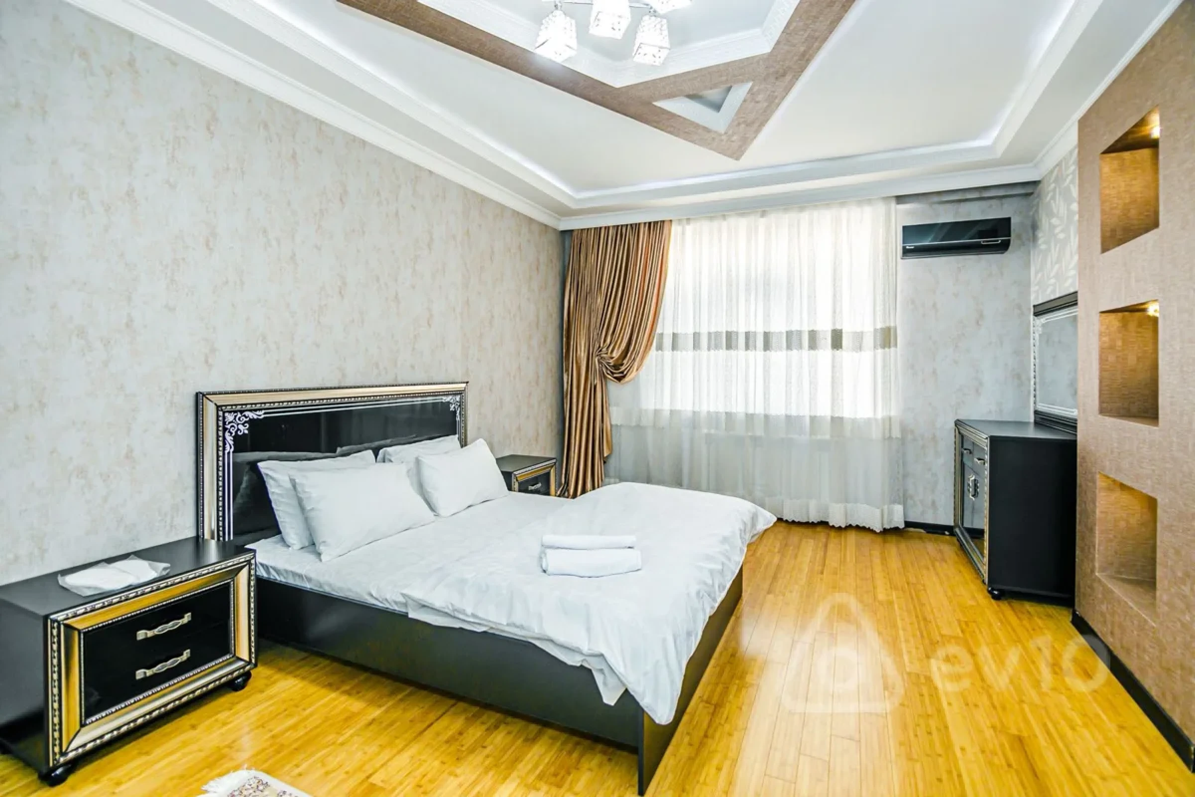 Kirayə verilir 3 otaqlı yeni tikili 135 m²