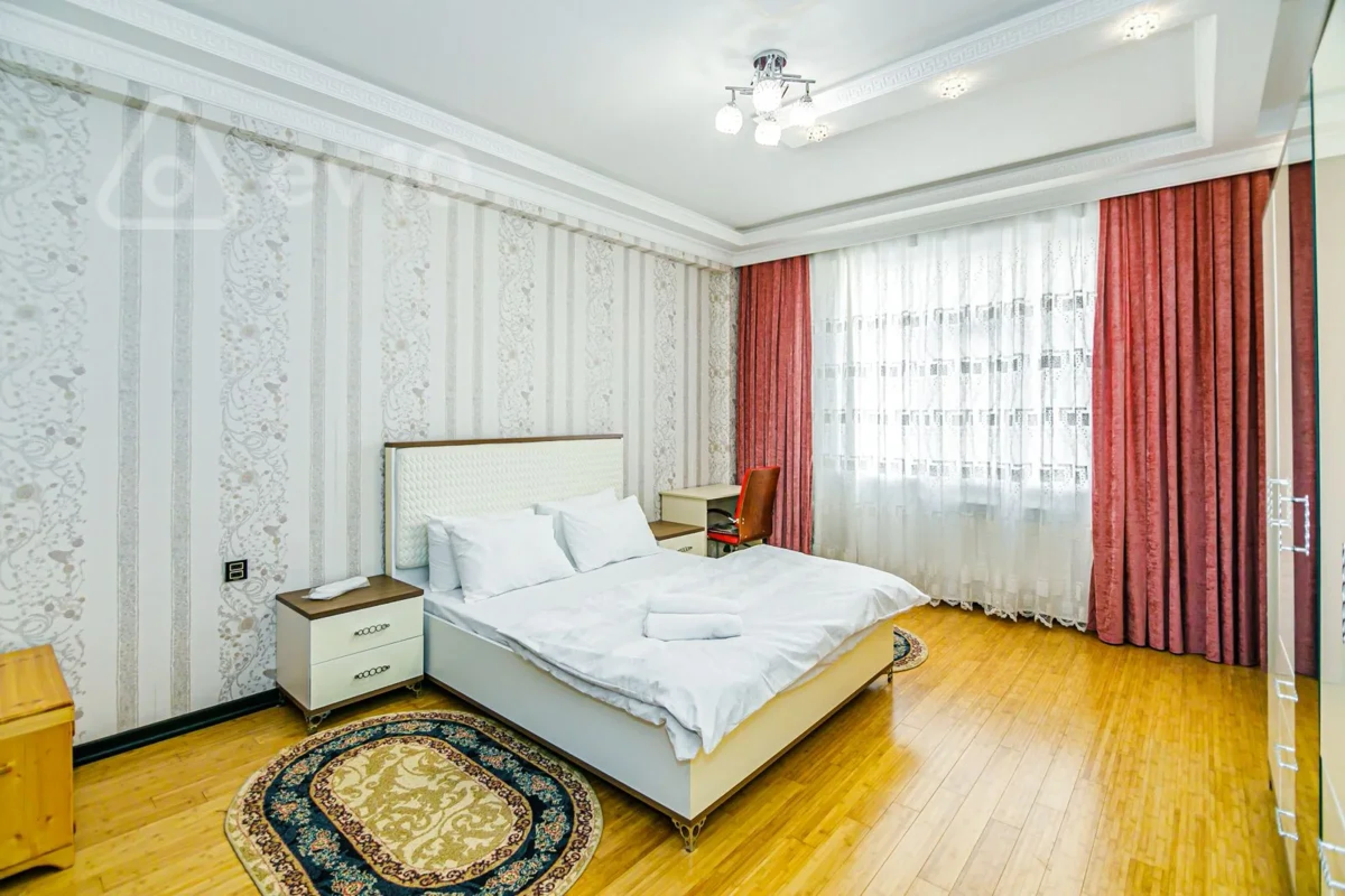 Kirayə verilir 3 otaqlı yeni tikili 135 m²