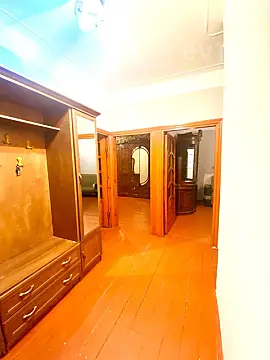 Kirayə verilir 3 otaqlı köhnə tikili 72 m²