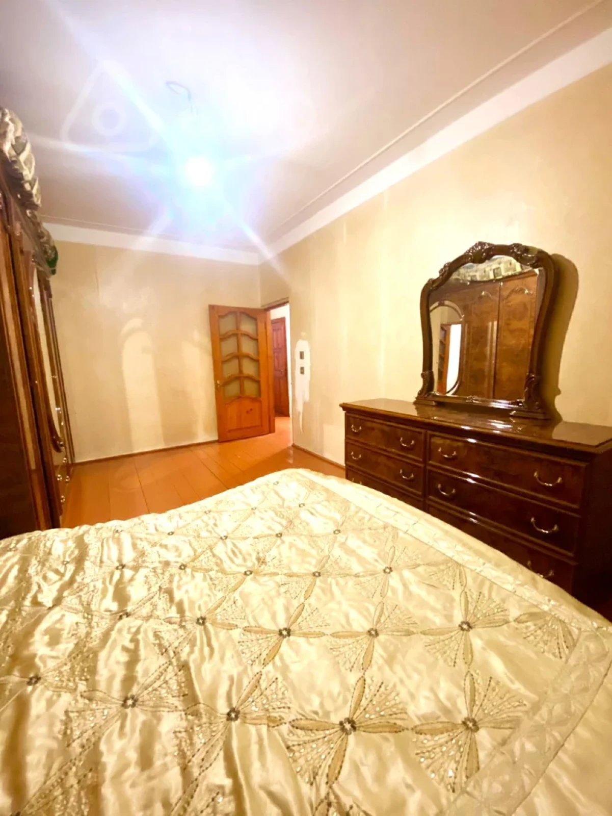 Kirayə verilir 3 otaqlı köhnə tikili 72 m²