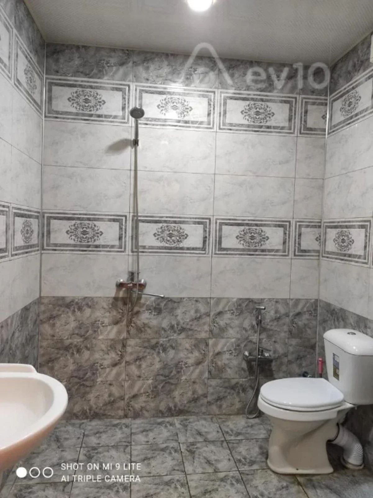 Kirayə verilir 2 otaqlı yeni tikili 55 m²