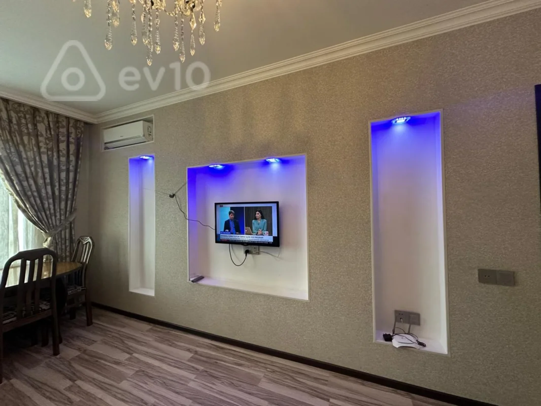 Kirayə verilir 2 otaqlı köhnə tikili 60 m²