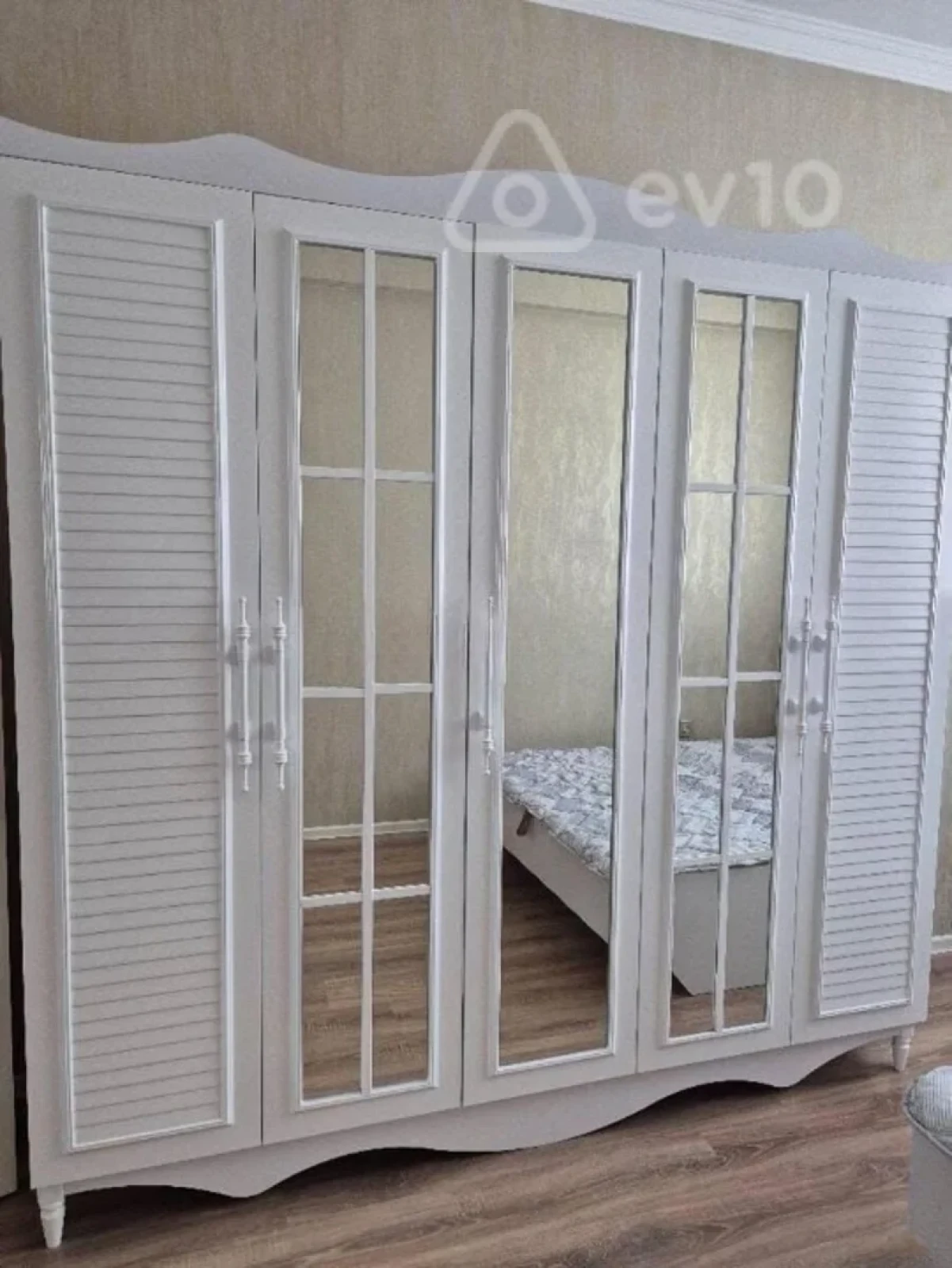 Kirayə verilir 3 otaqlı yeni tikili 85 m²