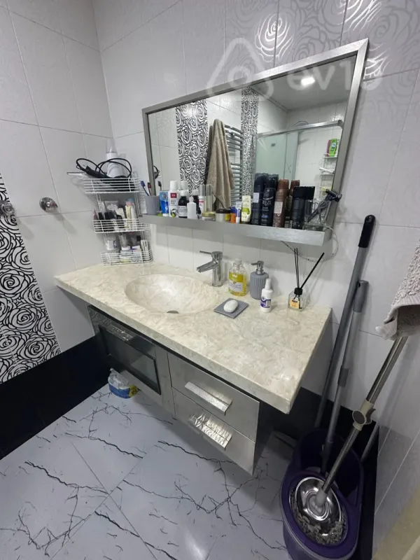 Kirayə verilir 2 otaqlı yeni tikili 78 m²